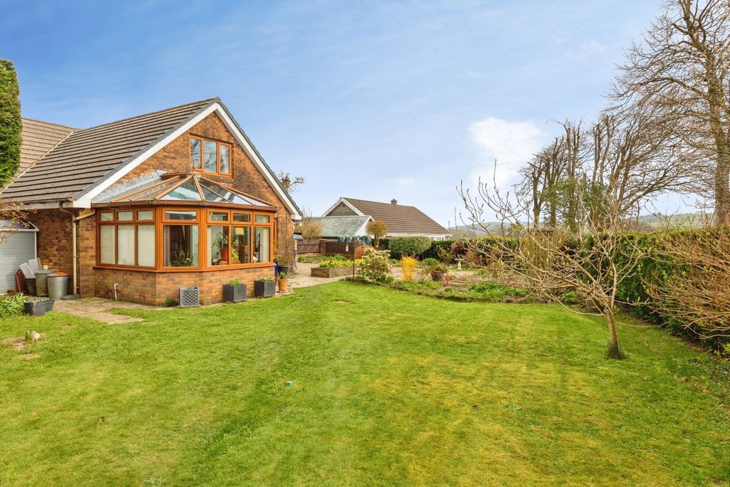 Property photo 2 of 31 Pbox-Img.Jpg