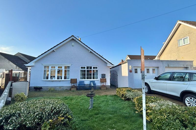 Property photo 1 of 19 Bungalow &amp; Garage