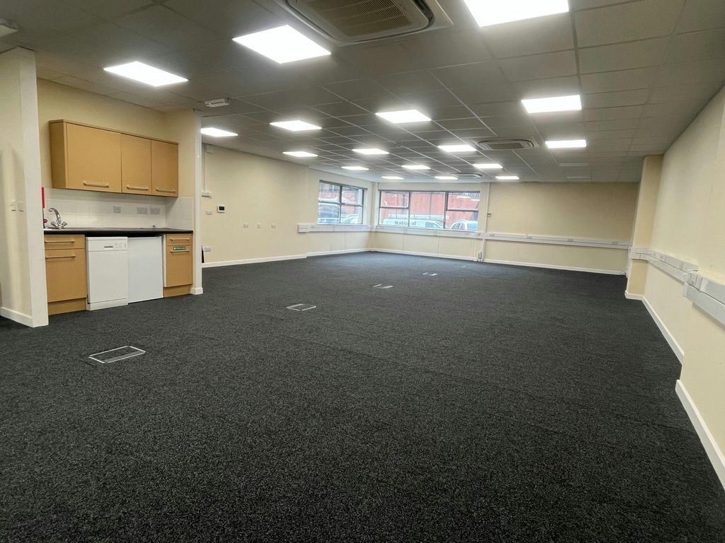 Property photo 3 of 5 1.Jpg