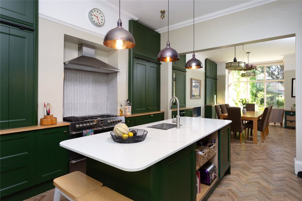 Property photo 3 of 16 Kitchen