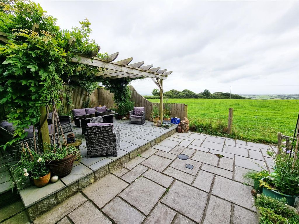 Property photo 3 of 32 Patio.Jpg