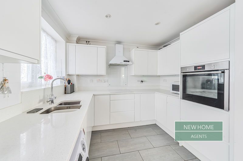 Property photo 2 of 12 Photo 8