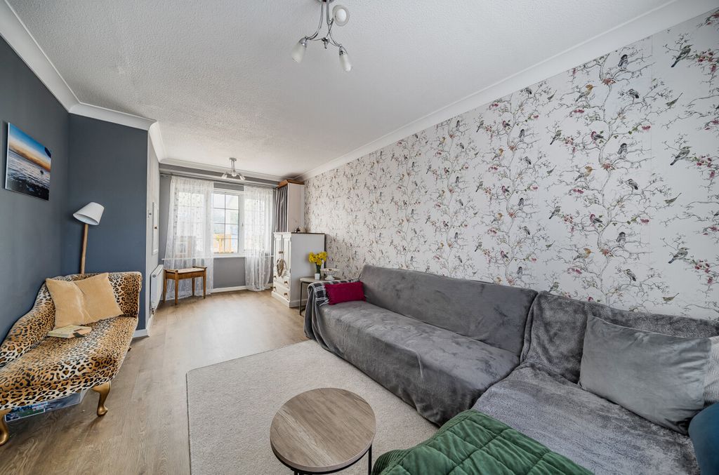 Property photo 3 of 12 1416114-2-69983F3...