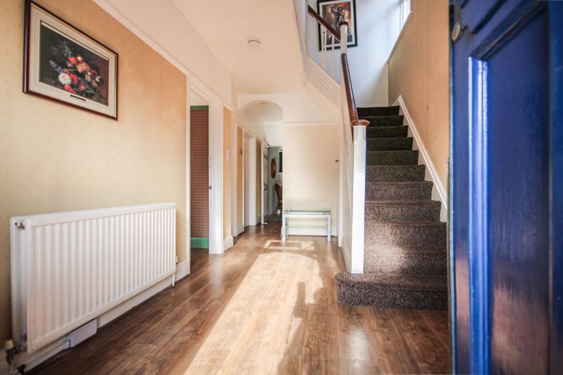 Property photo 3 of 17 Photo 12
