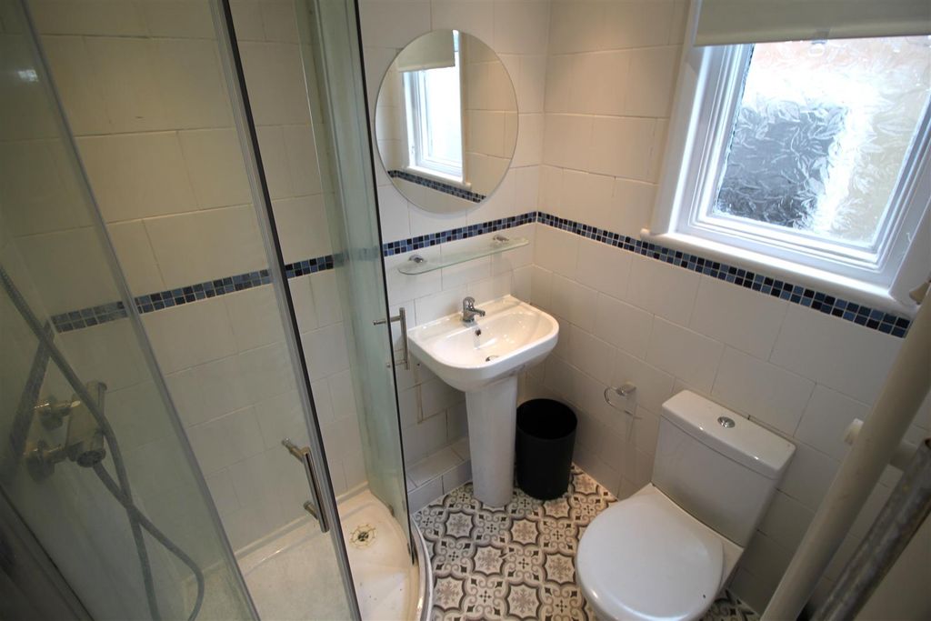 Property photo 2 of 8 Img_1304.Jpg