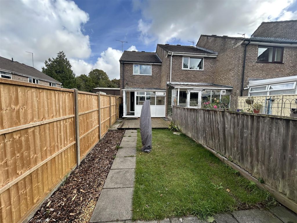 Property photo 2 of 10 Rear