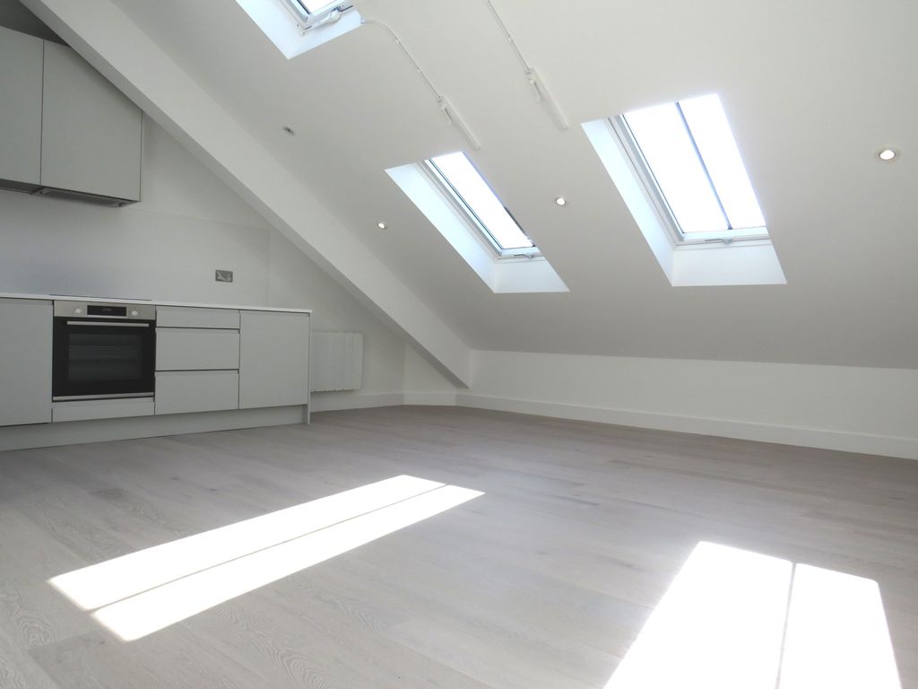 Property photo 2 of 9 Reception Room