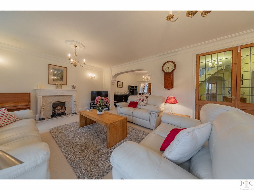 Additional image 13 of 6 bed detached house for saleMeadowcourt Road, Leicester LE2
