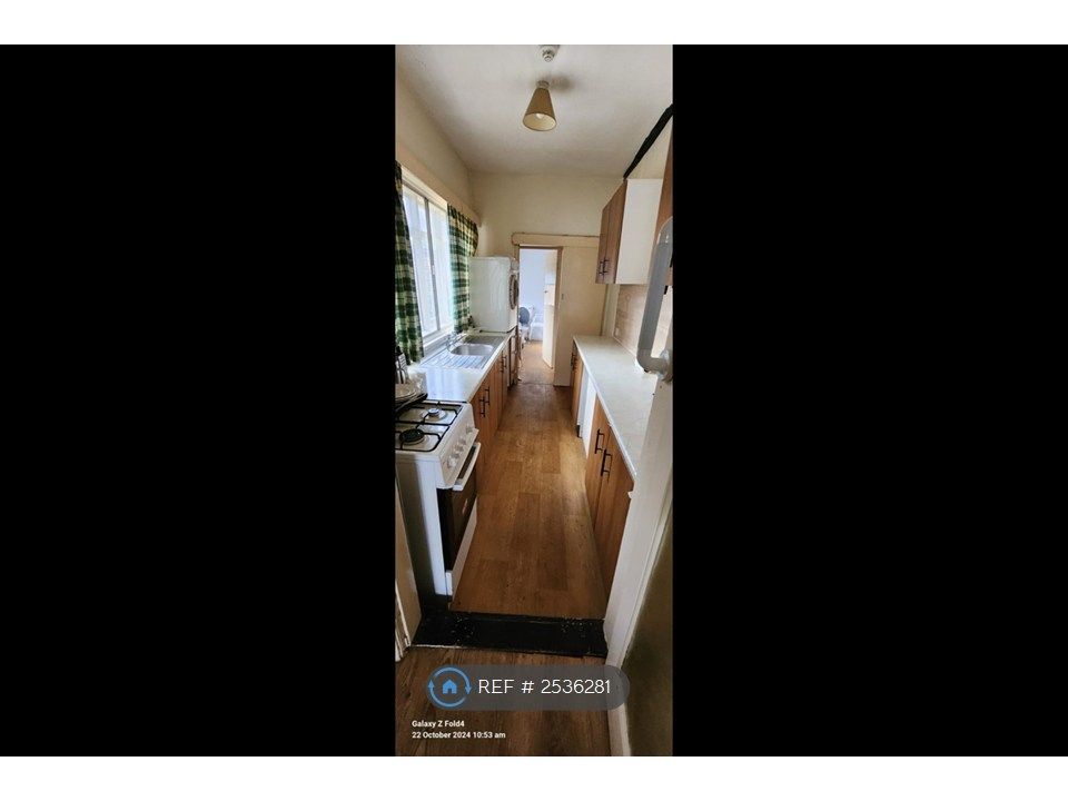 Property photo 3 of 4