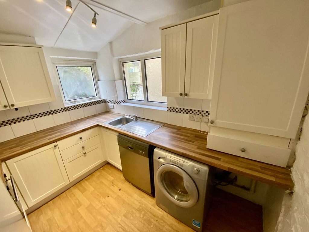 Property photo 2 of 19 Img_0120