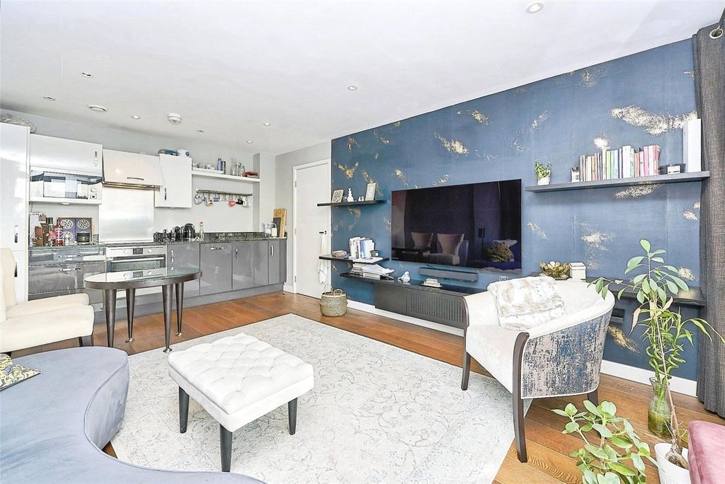 Property photo 2 of 11 Picture No. 03