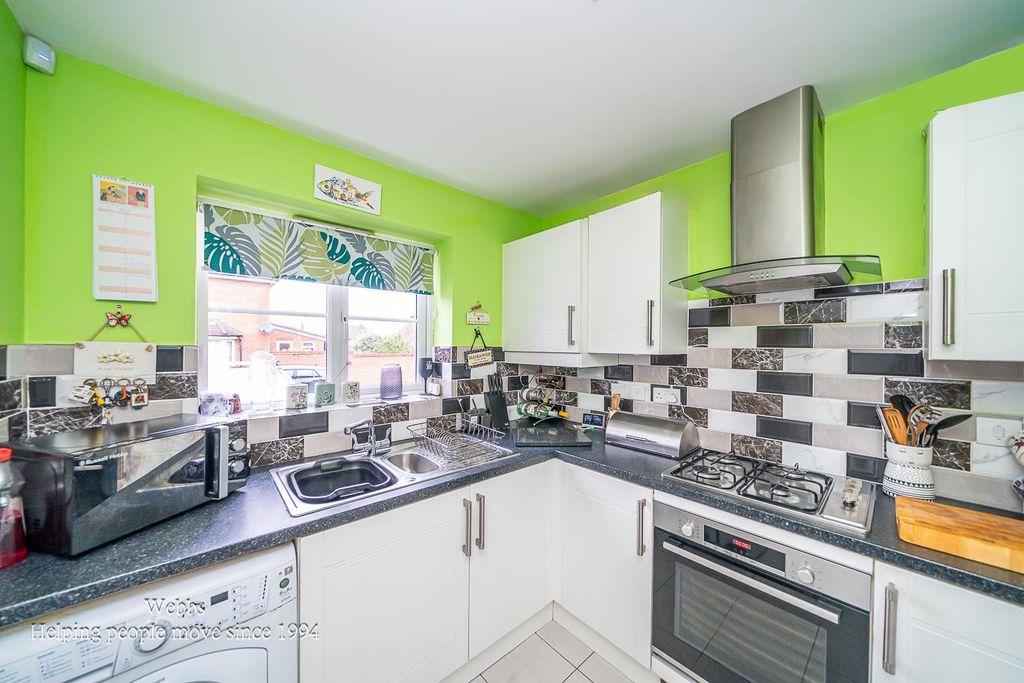 Property photo 3 of 25 Webbs-7.Jpg