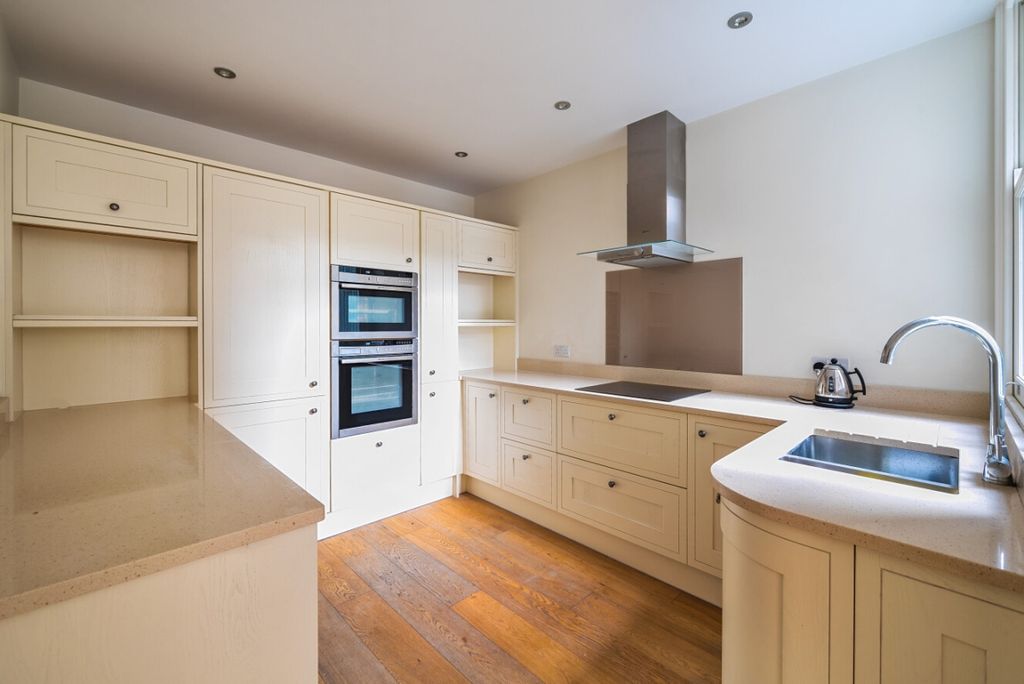 Property photo 3 of 7 1215322 (3)