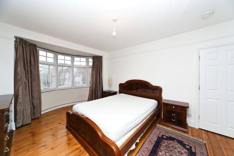 Property photo 2 of 5 Bedroom