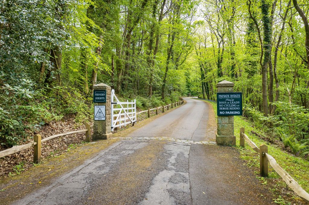 Property photo 2 of 22 Main Entrance