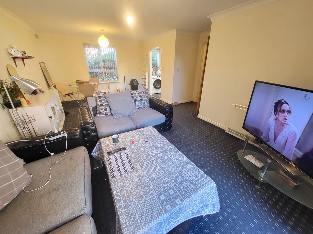 Property photo 3 of 10 Gallery