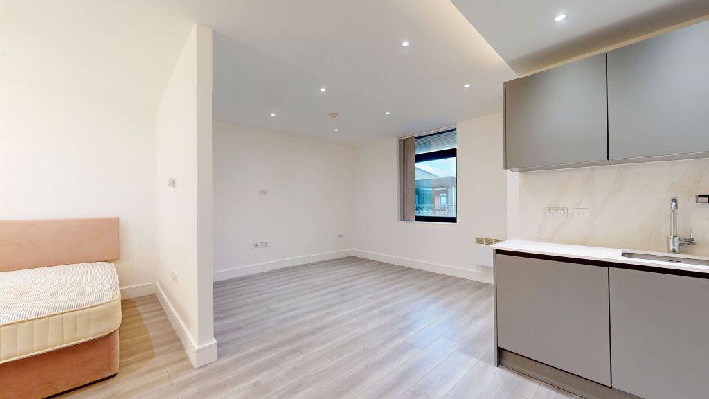 Property photo 1 of 13 Living Room