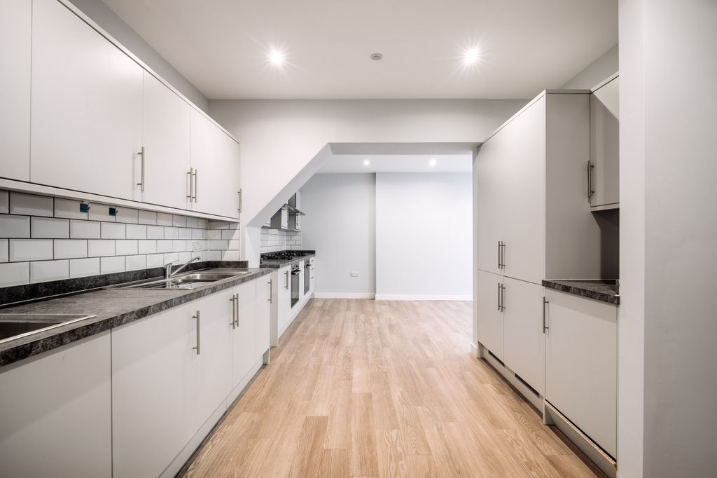 Property photo 1 of 18 Dansey_Place_01