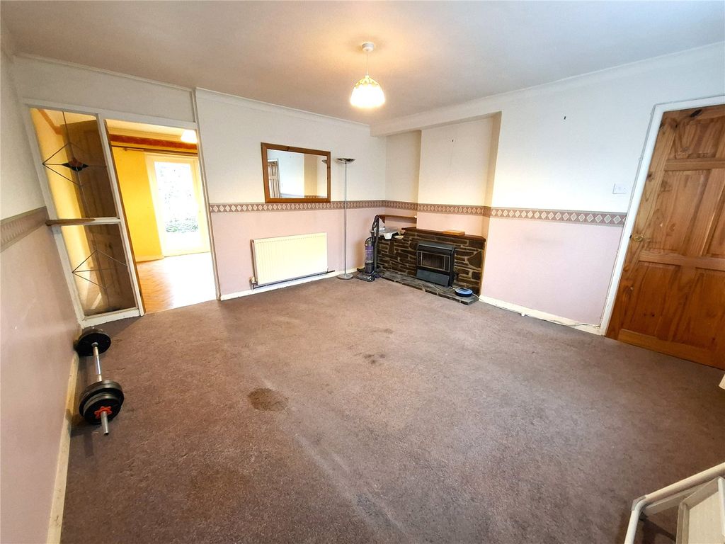 Property photo 3 of 19 Picture No. 12