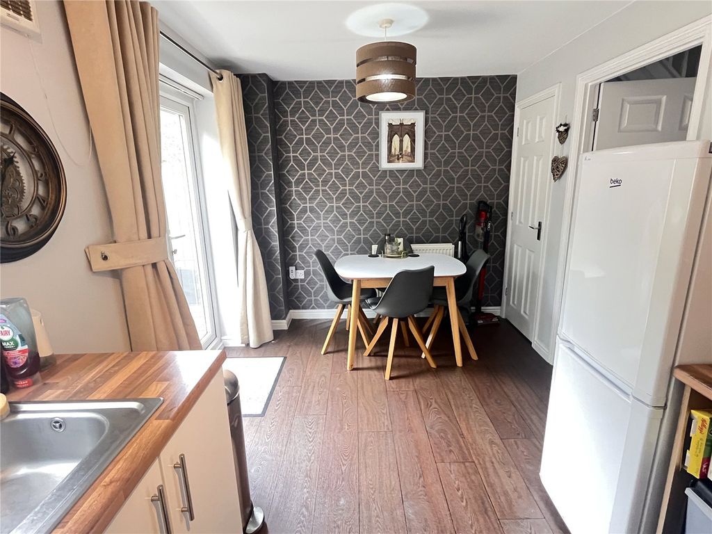 Property photo 3 of 14 Picture No. 06