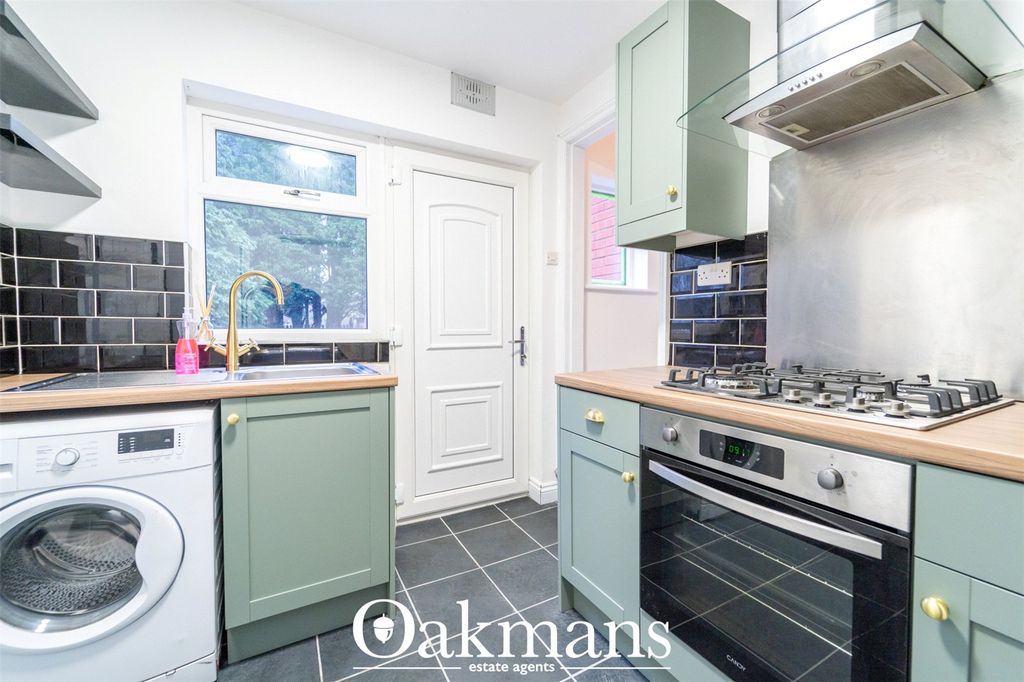 Property photo 2 of 35 Picture No. 18