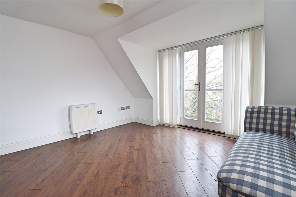 Property photo 3 of 13 Img_3983.Jpg