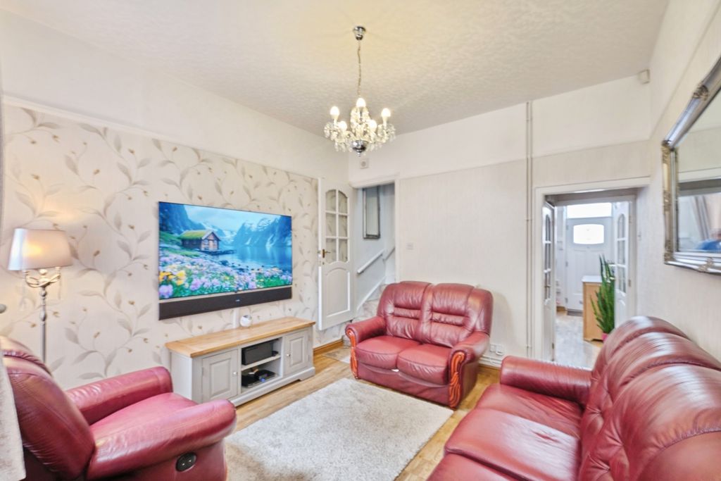 Property photo 1 of 16 Photo