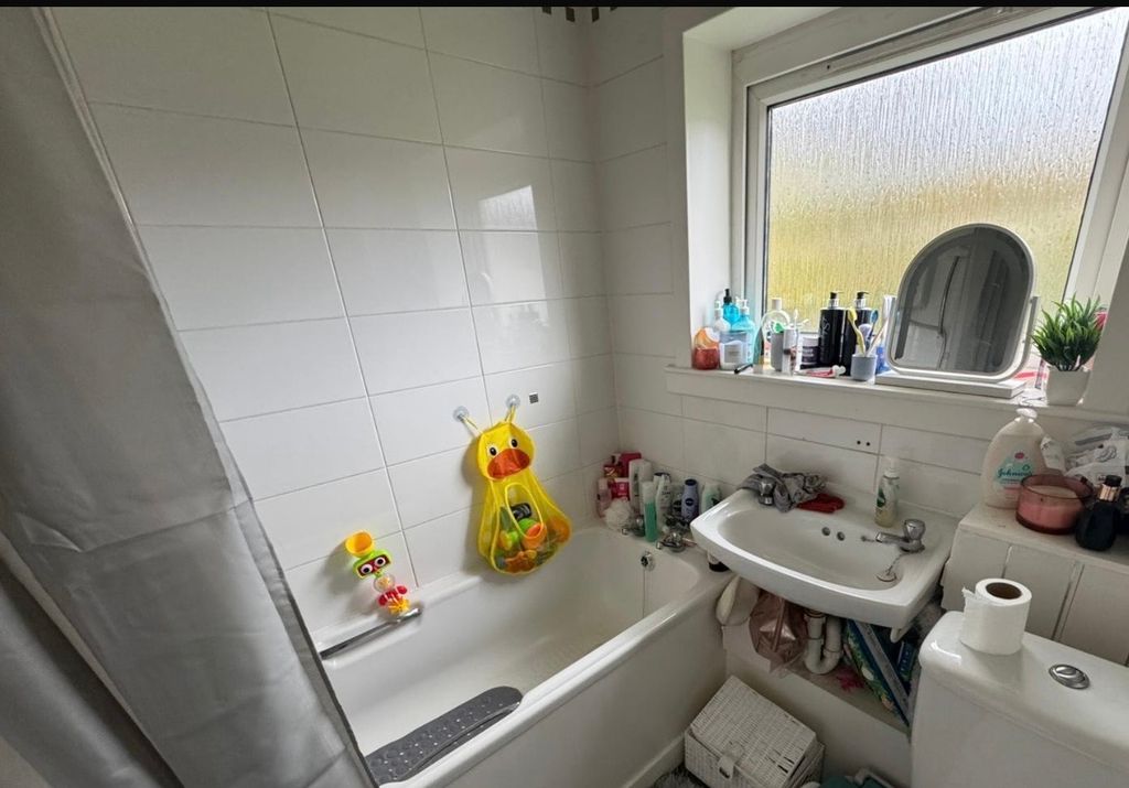 Property photo 3 of 3