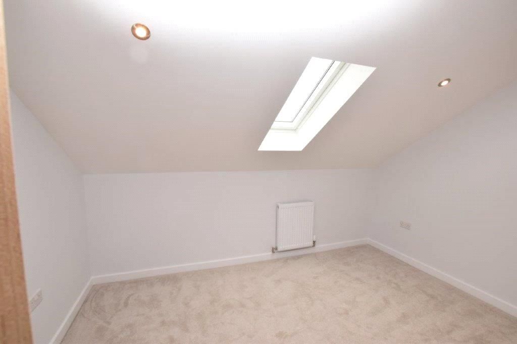 Property photo 3 of 5 Ft 11 Pav 8.Jpg