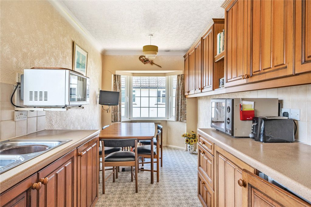 Property photo 2 of 16 Picture No. 05