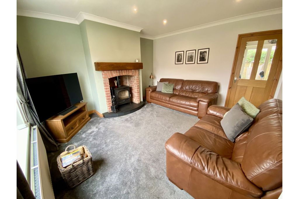 Property photo 2 of 19