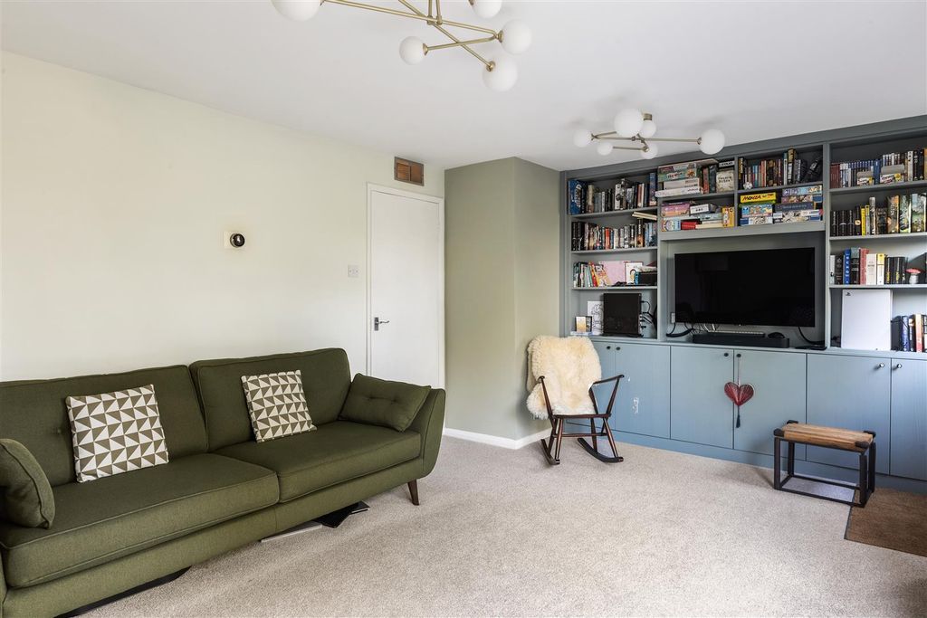 Property photo 2 of 23 71 Jobes-10.Jpg