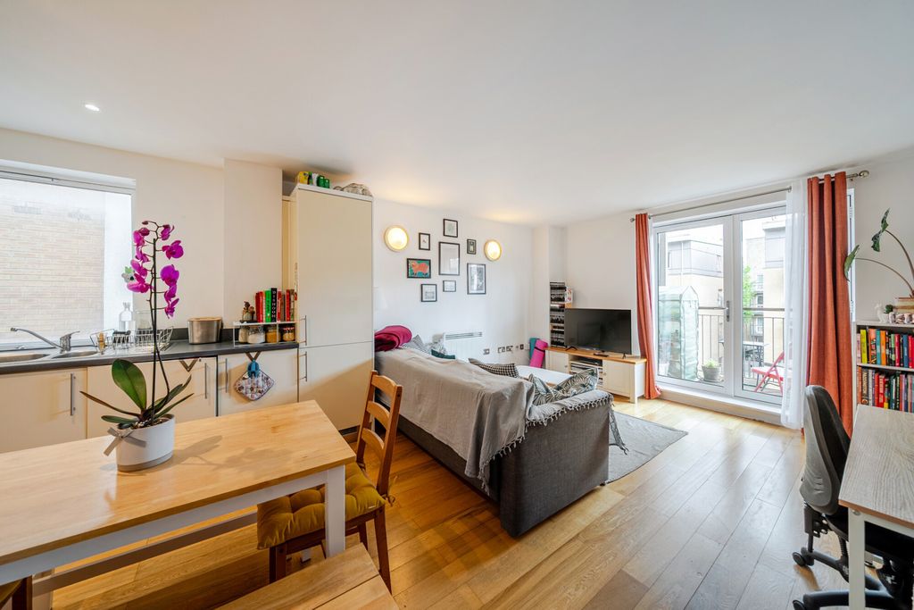 Property photo 1 of 15 1458052-5-6A0Aecd...