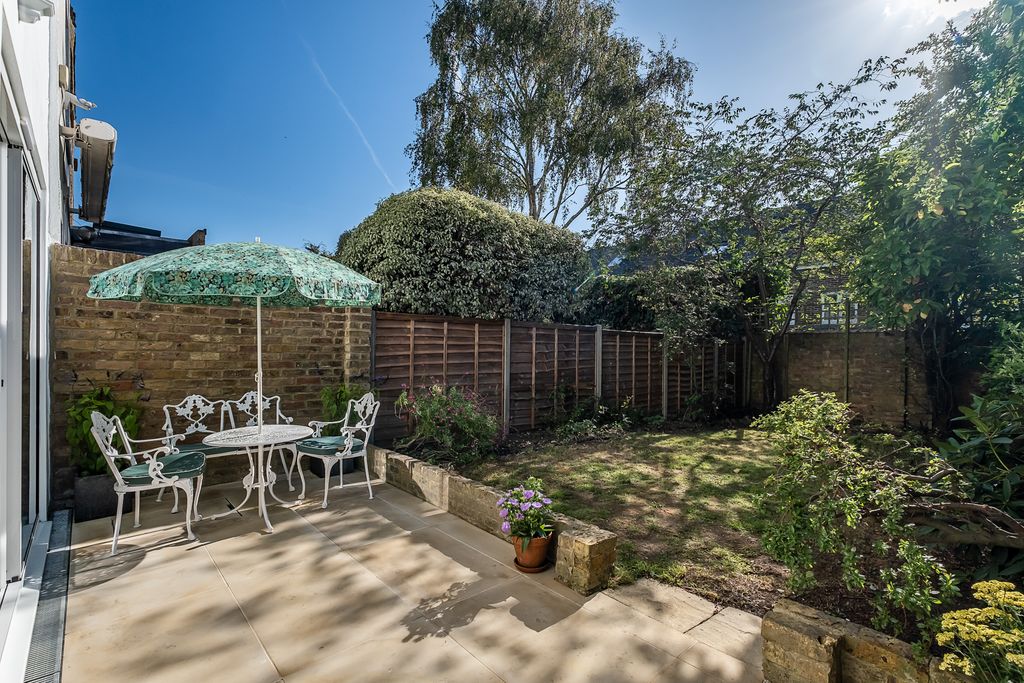 Property photo 3 of 20