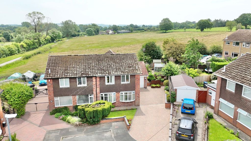 Property photo 1 of 25