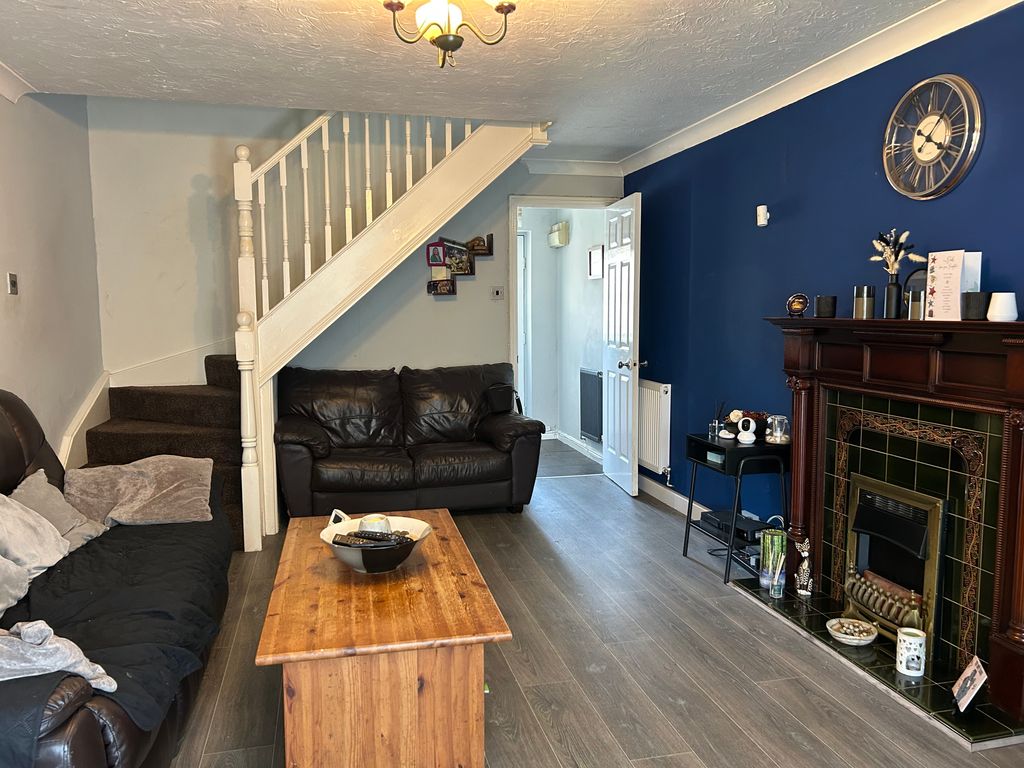 Property photo 3 of 18 Img_9102