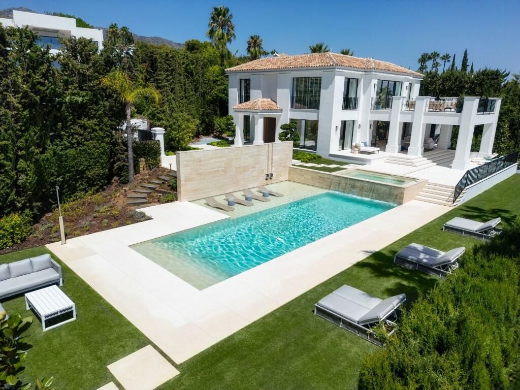 Property photo 1 of 3