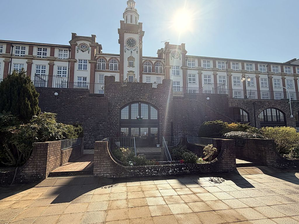 Property photo 1 of 19 Photo 22