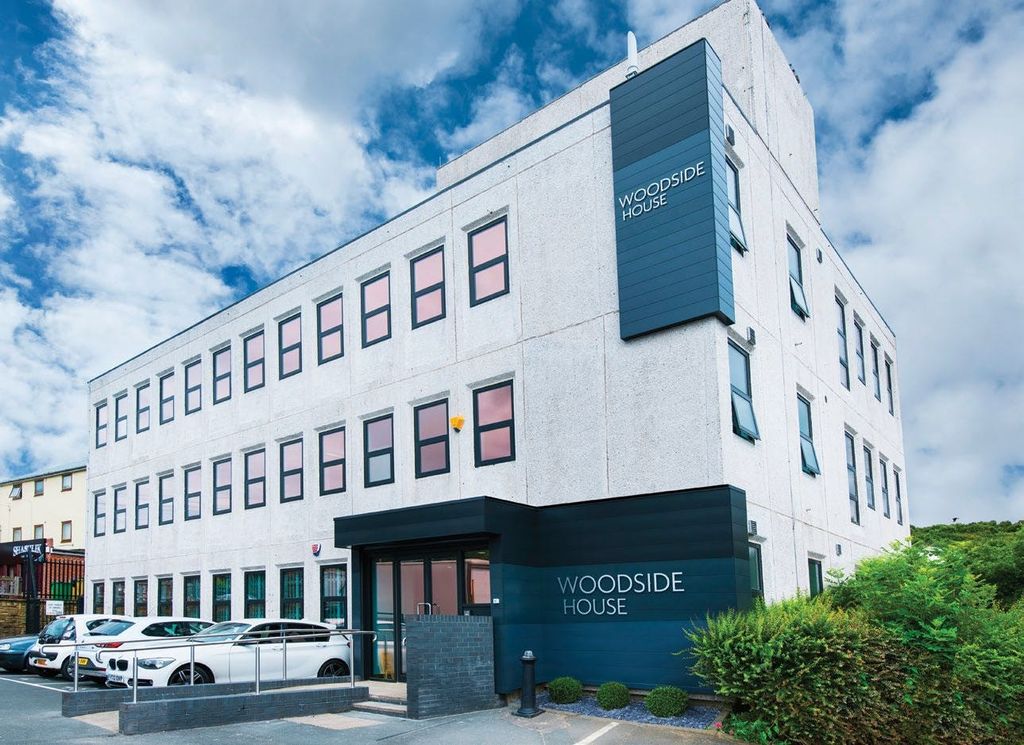 Property photo 1 of 5 Woodside House.Jpg