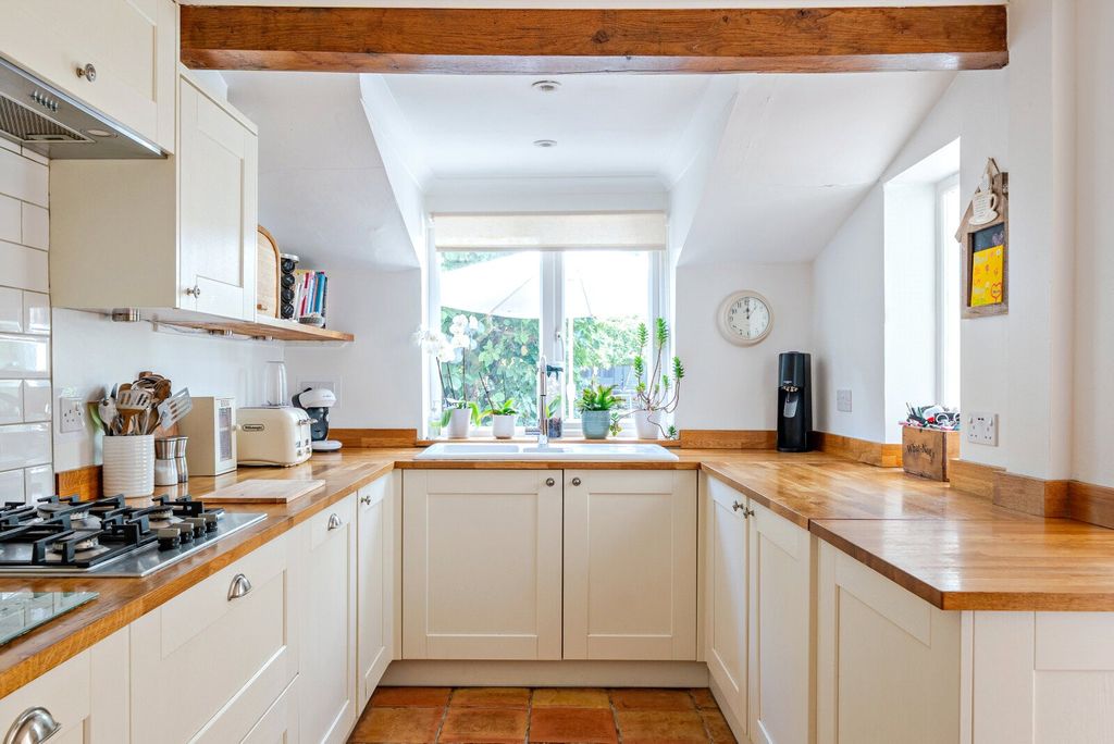 Property photo 2 of 22 Picture No. 85