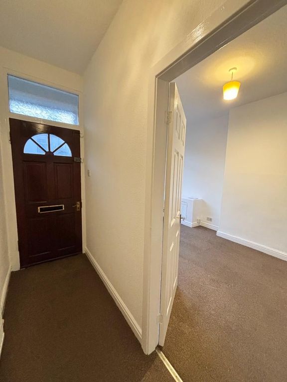 Property photo 2 of 12 Entrance Hallway