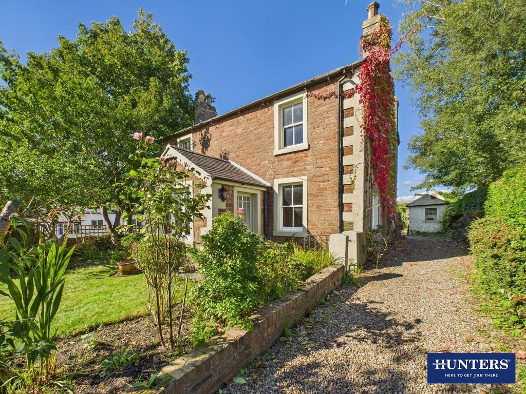 Property photo 1 of 30 Frontage