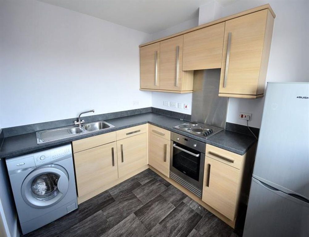 Property photo 3 of 9