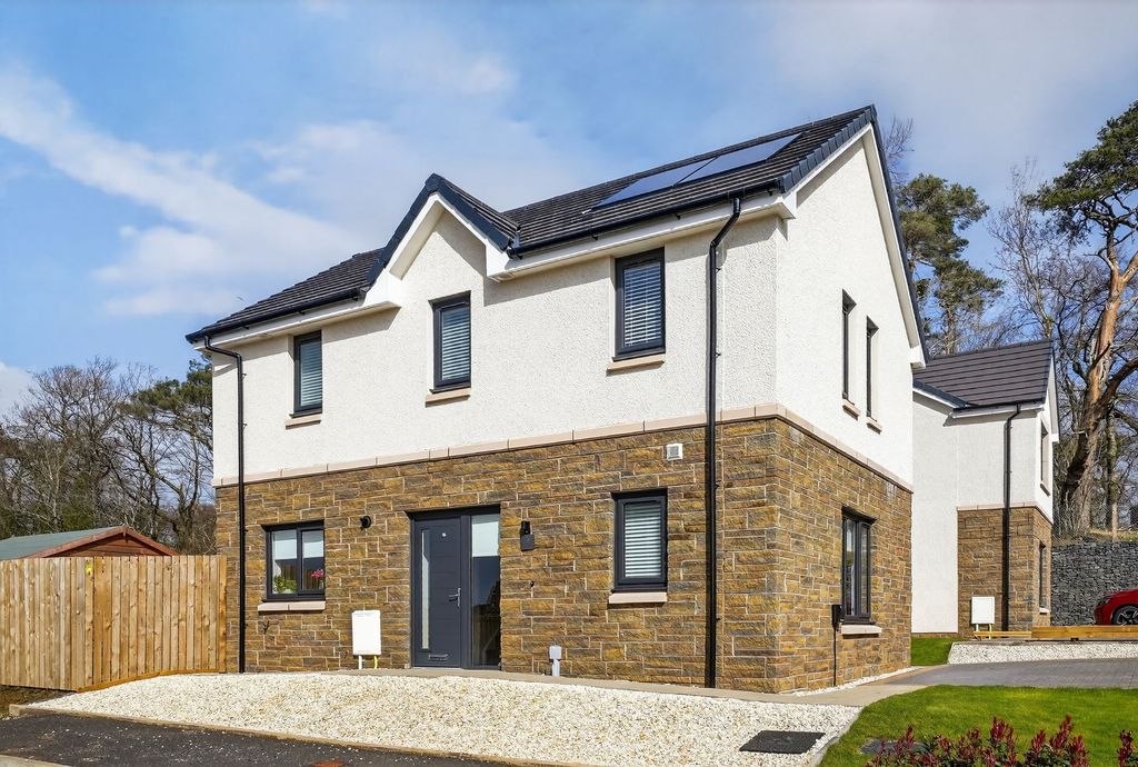 Property photo 1 of 27