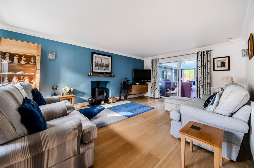 Property photo 3 of 17 1371737-5-68F8E7A...