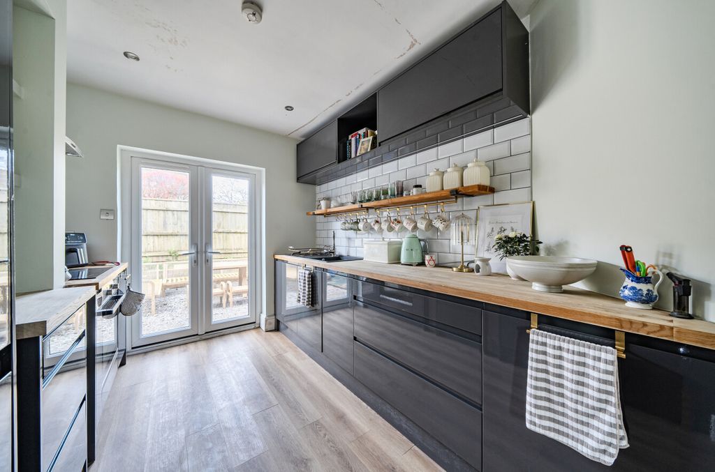 Property photo 2 of 13 Kitchen