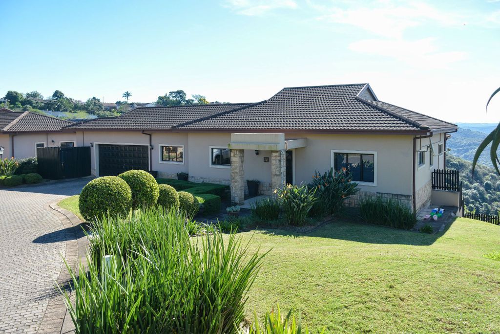 Property photo 2 of 32