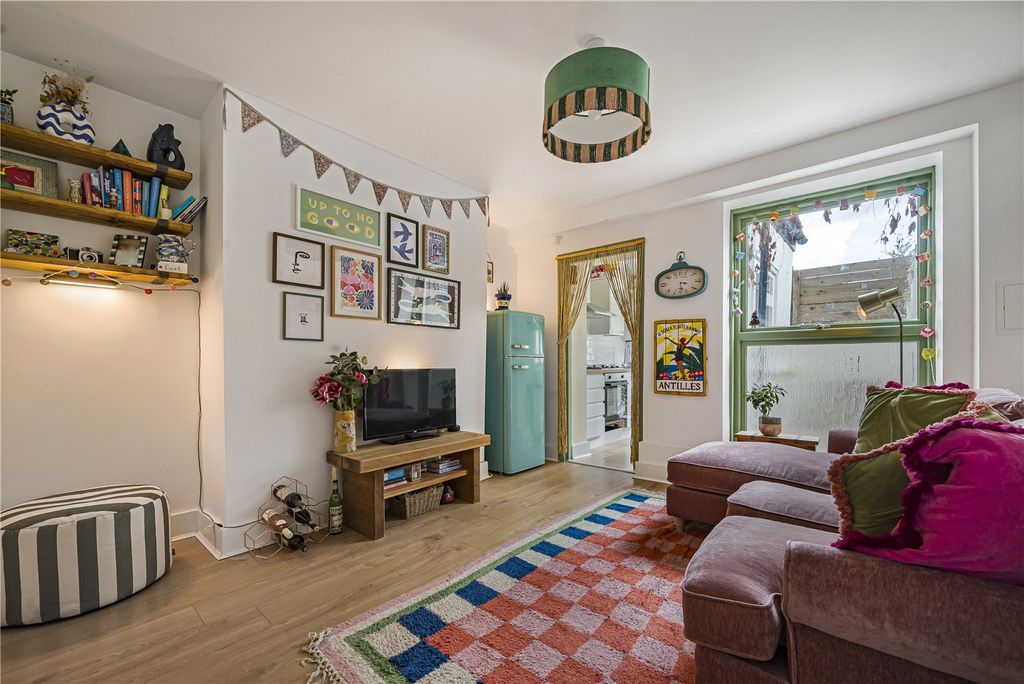 Property photo 2 of 10 Picture No. 06