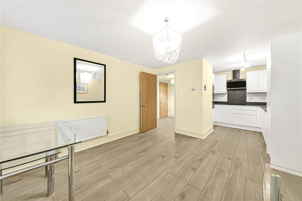 Property photo 1 of 13 Picture No. 21