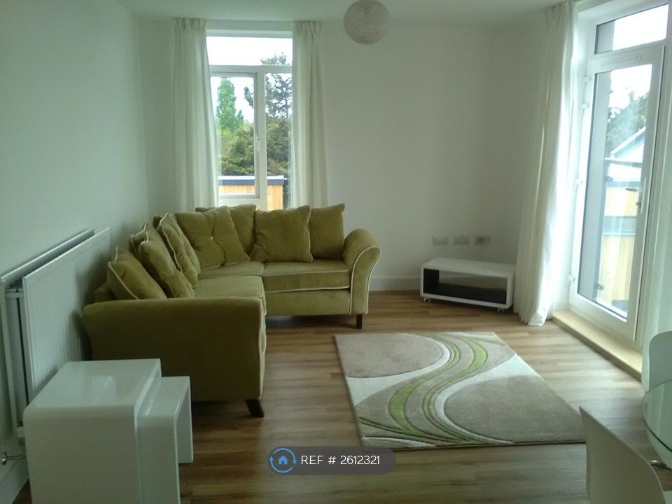 Property photo 2 of 13